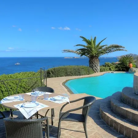 Astra 6, Emma Villas Porto Cervo